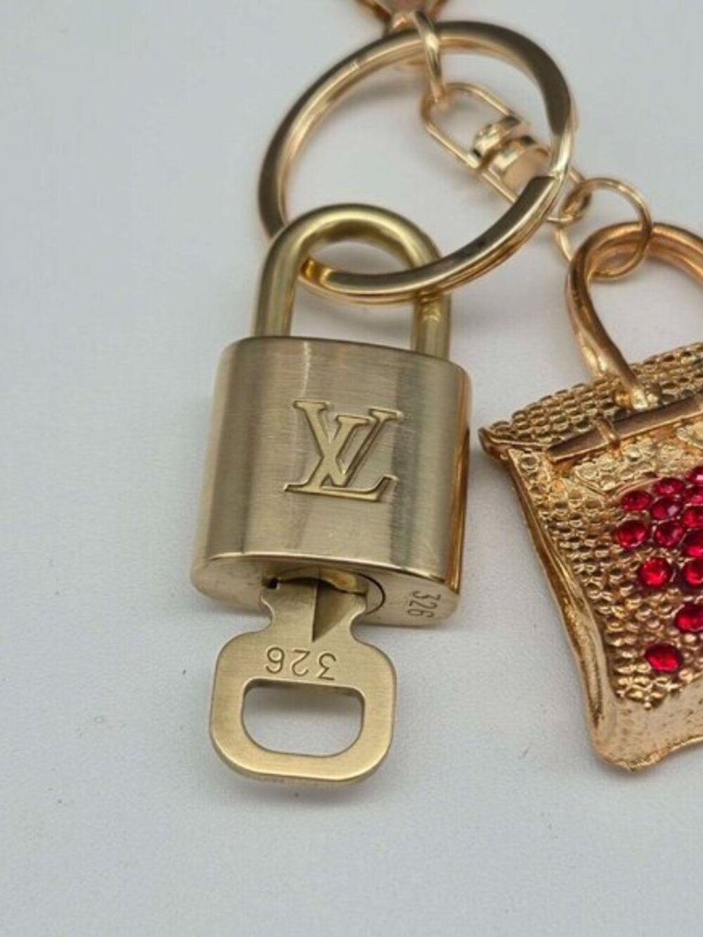 Authentic Louis Vuitton Gold Padlock & Key 🔒 LV Bag Charm Unbranded Keychain - Picture 7 of 10